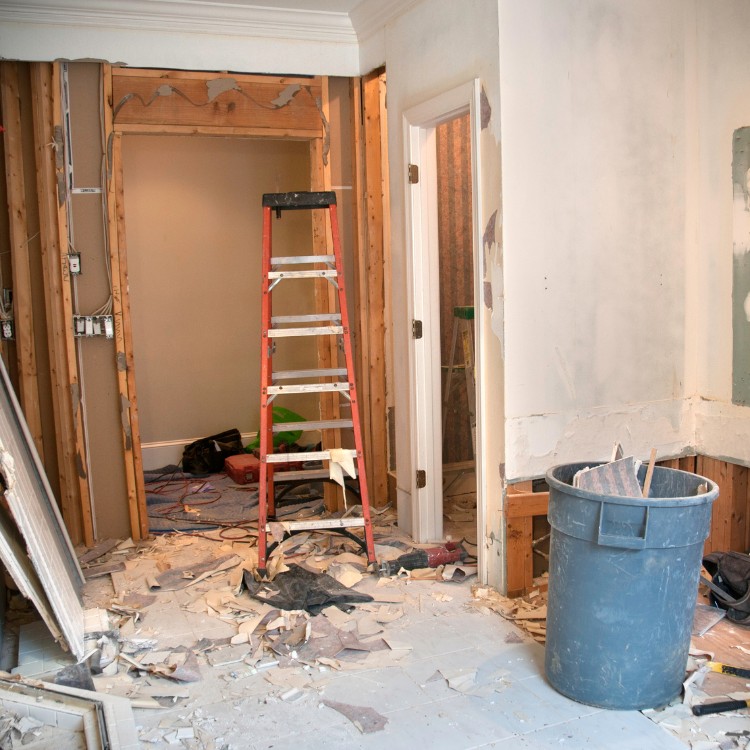 Junk removal services in Elizabeth, NJ